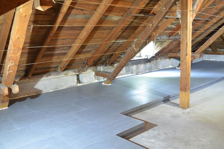 Dämmung Dachboden, oberste Geschoßdecke mit ca. 30% Energieeinsparung